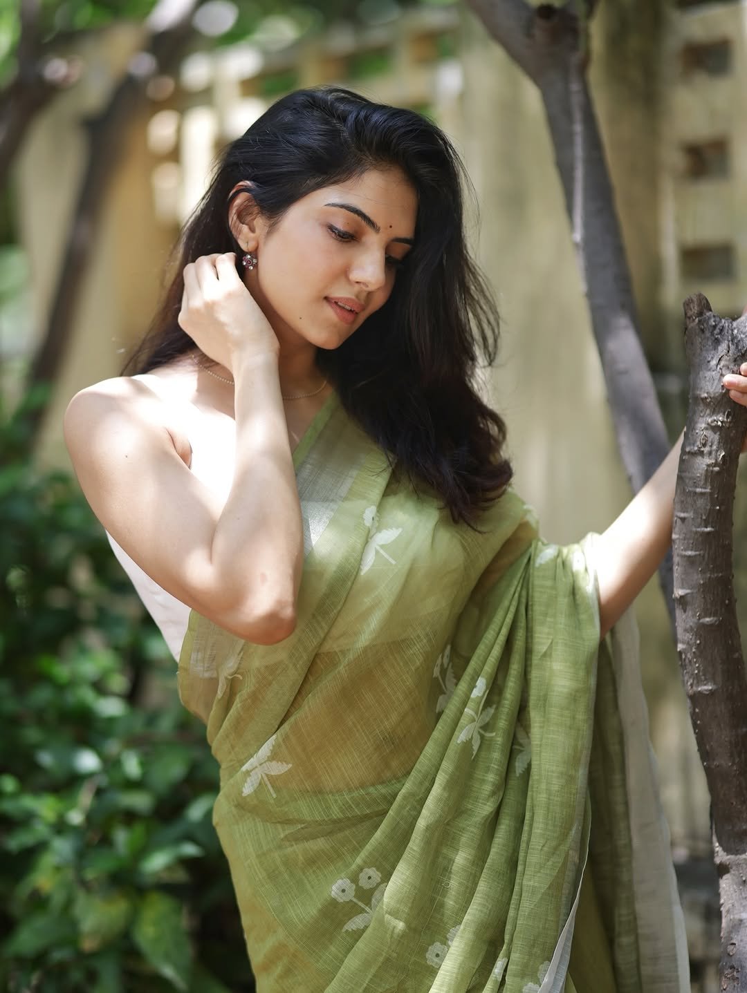 GytzH7dXgAAOMh_?format=jpg&name=large