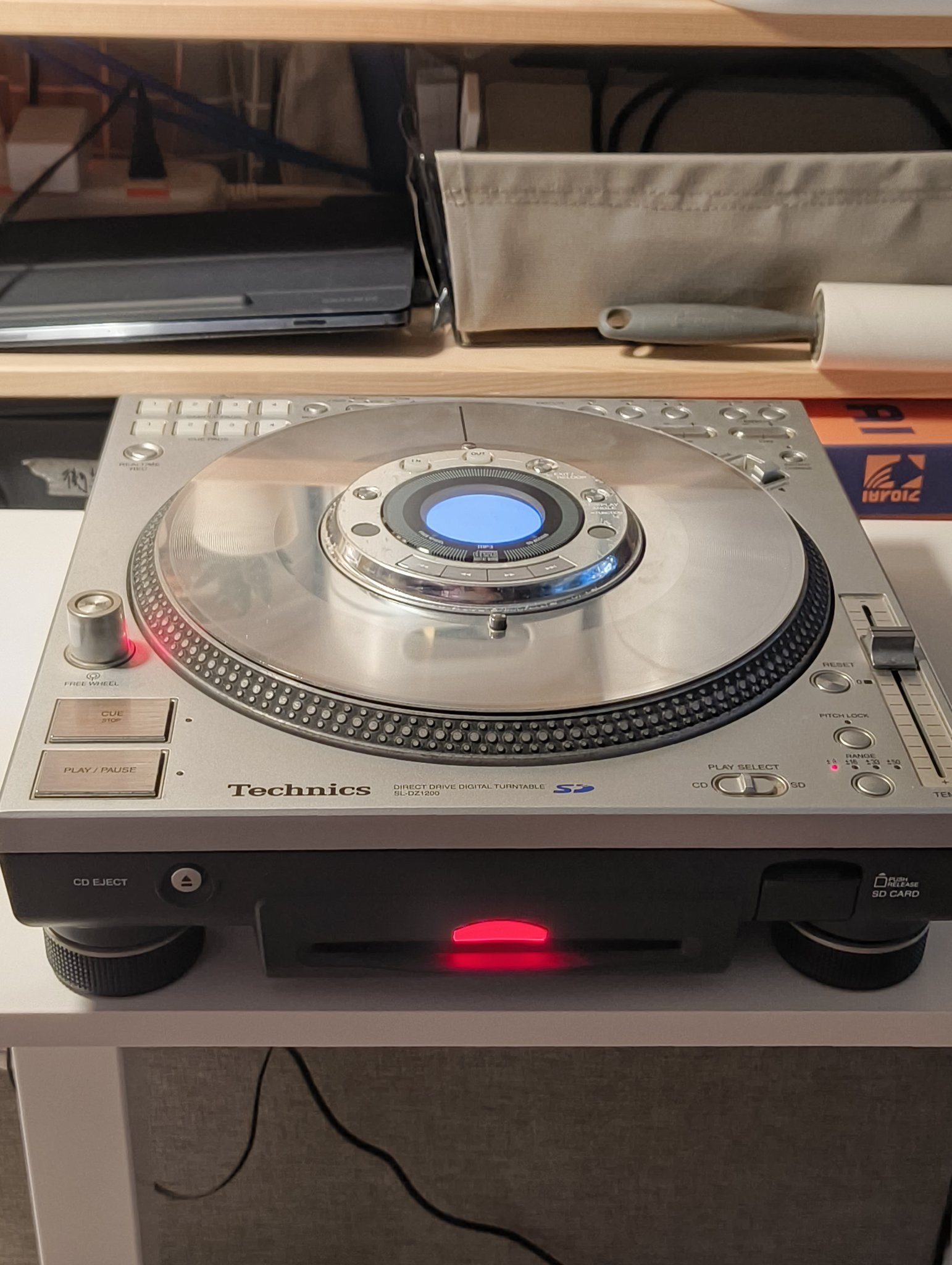 Technics SL-DZ1200 テクニクス 動作確認済み 希少！廃盤品！ Technics テクニクス デジタルターンテーブル SL