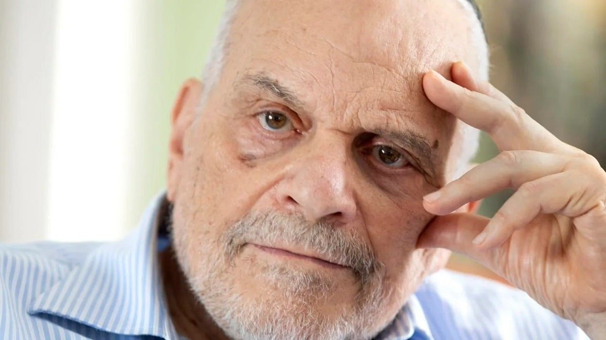 This week, the Jewish world lost a giant. Rabbi Berel Wein zt”l was a historian, teacher, rabbi, and storyteller, and has left behind a legacy that will continue to inspire for generations.

Through his books, lectures, and classes, Rabbi Wein made Jewish history accessible and