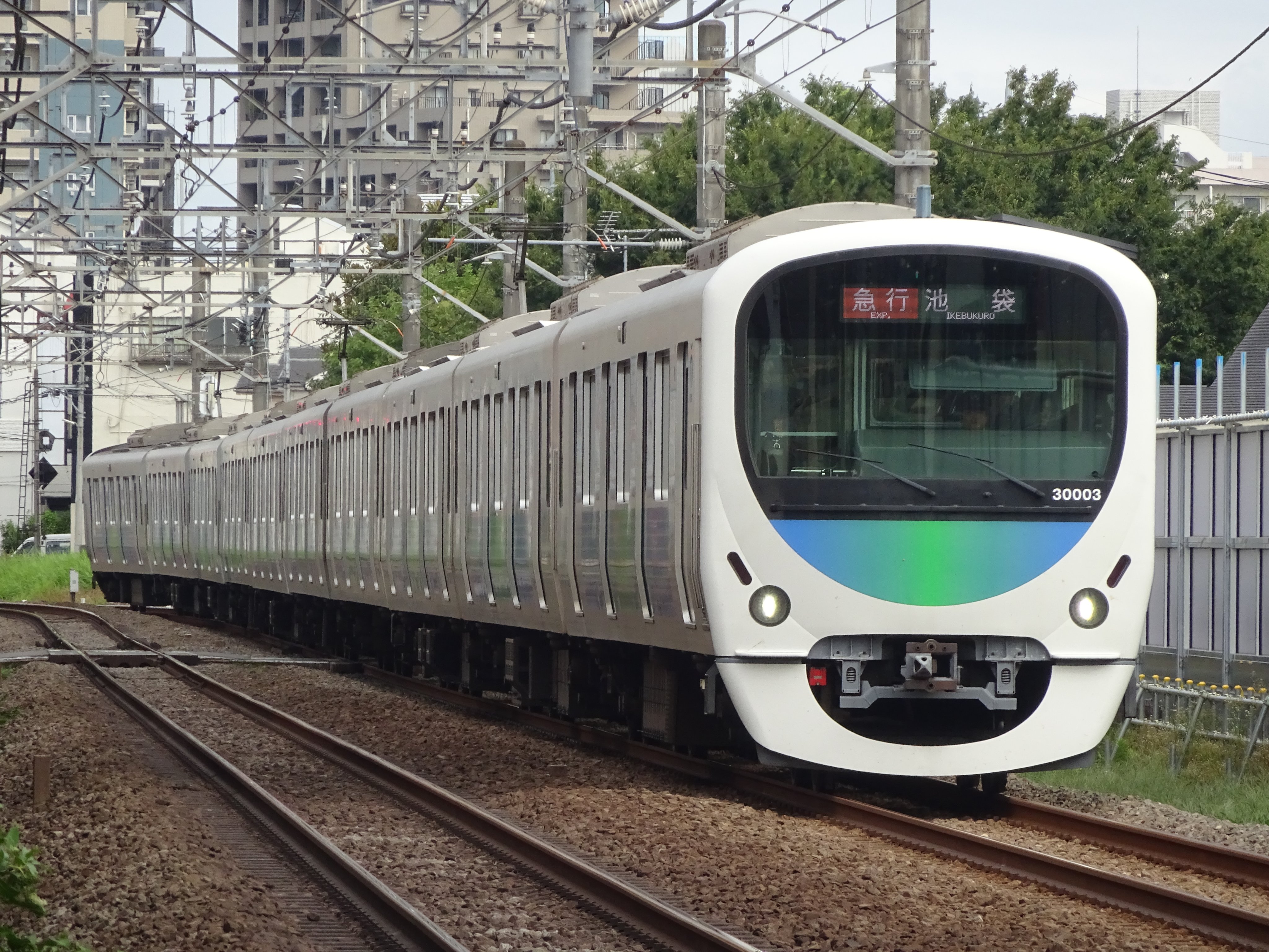 極上　本津軽　三味線　大バチ　200g トヒト　東さ7-0501⭐︎2F 極上 本津軽 三味線 大バチ 200g トヒト 東さ7-0501⭐︎2F
