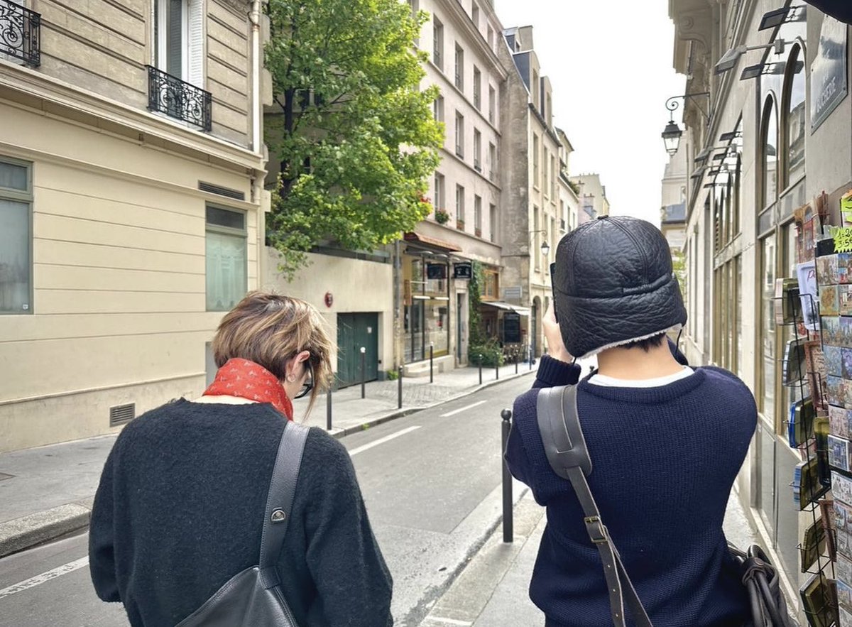 yjashblu's tweet photo. Paris ➡️ LA https://t.co/vbFCdcgoTp