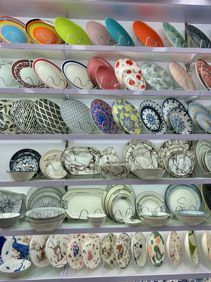 Jacqu_DMJ's tweet image. ✨I'm blown away by this wall of beautiful plates! Bohemian, Japanese, European, cute... a perfect blend of styles here that's hard to resist. 🥰
#platecontrol #stylefusion