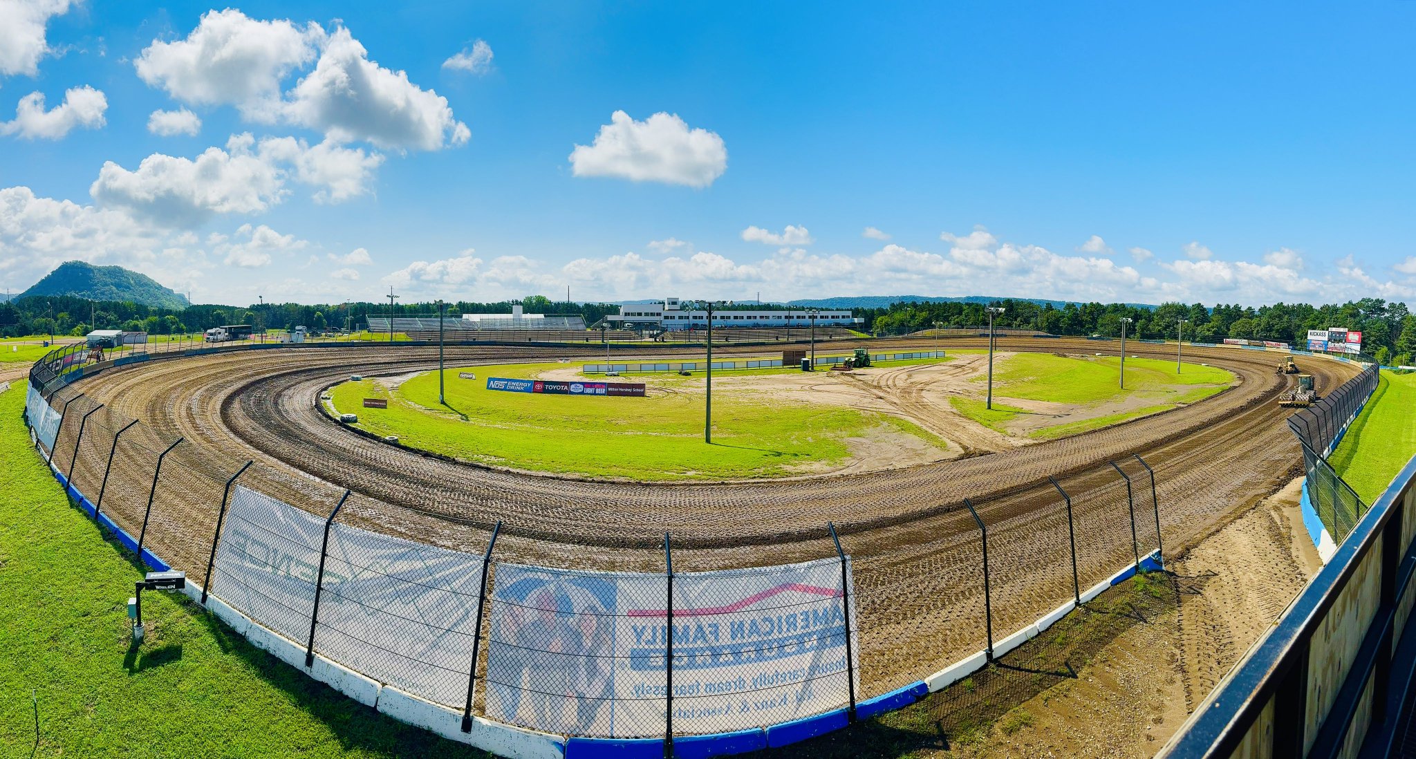 World of Outlaws on X: 