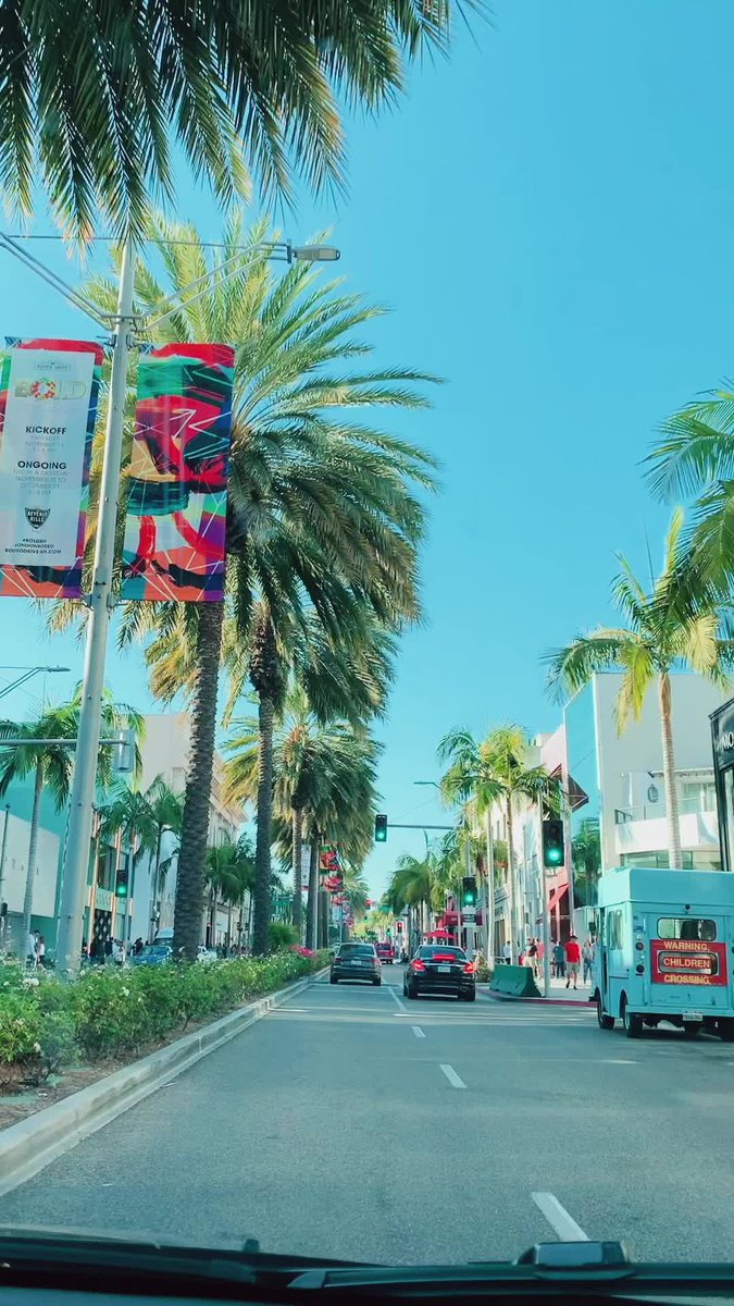 🚗✨ Heading to the office! Wishing everyone a safe and smooth drive today. Stay alert, stay safe, and have a great day ahead! #SafeDriving #MorningCommute #StaySafe