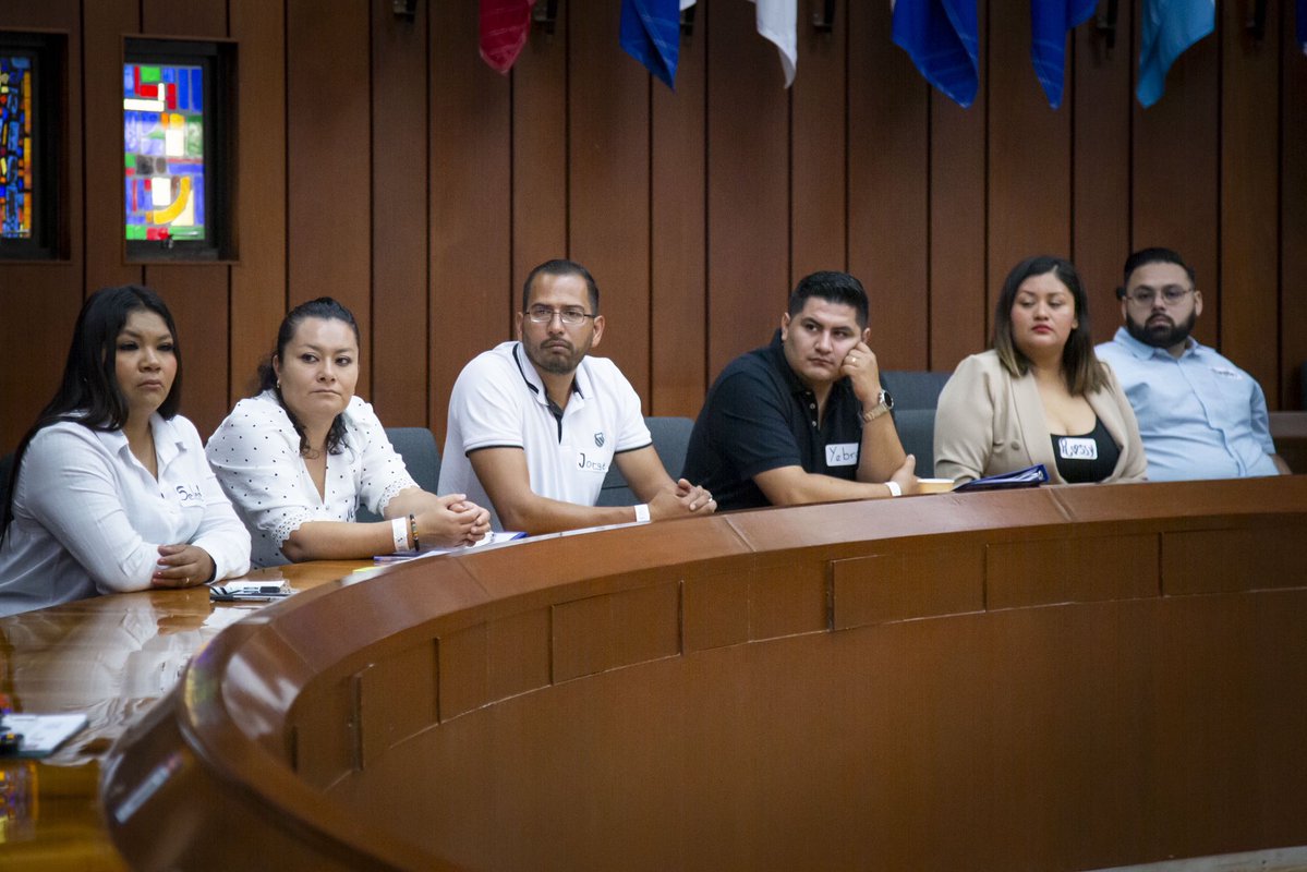CISS (@ciss_org) on Twitter photo 📸 La Escuela de Liderazgo Democrático para Jóvenes Sindicalistas, realizada en la sede de la CISS, es un espacio de formación, diálogo y construcción colectiva que fortalece el liderazgo juvenil y las estrategias de acción sindical con visión progresista. 💼🙌
<a href="/FESMEX/">Friedrich-Ebert-Stiftung en México</a>
#CISS 📸 La Escuela de Liderazgo Democrático para Jóvenes Sindicalistas, realizada en la sede de la CISS, es un espacio de formación, diálogo y construcción colectiva que fortalece el liderazgo juvenil y las estrategias de acción sindical con visión progresista. 💼🙌
<a href="/FESMEX/">Friedrich-Ebert-Stiftung en México</a>
#CISS