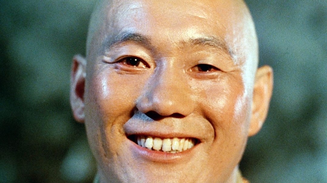 <a href="/GaaryWrld/">GAARY</a> Merry Christmas ! Merry Christmas... Mr Lawrence ! 🎼