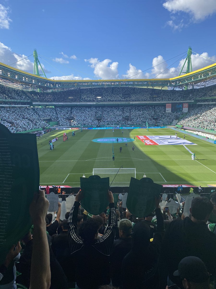 AFC_Robin🇳🇱🇦🇩🇳🇬 (@bobbazwieber) on Twitter photo 
