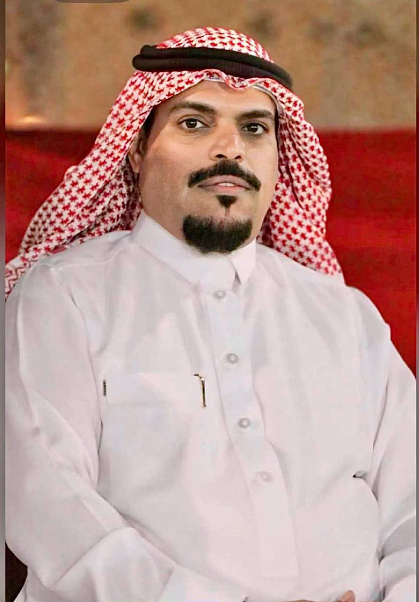 صدر قرار بترقية الإعلامي الأستاذ / ناصر بن عبدالله عابد البشري أحد منسوبي أمانة العاصمة المقدسة إلى المرتبة التاسعة ، تقديراً لجهوده المتميزة وإسهاماته البارزة في مجال الإعلام والعلاقات العامة .