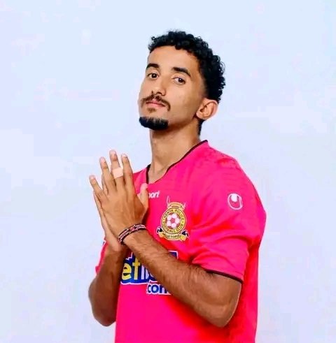He betrayed  Kenya National Team , The Harambee Stars only a day before #CHAN began.
He ran out of camp.
Now his Former Teammates are 5Million richer with Houses from 4 matches.
🇰🇪🇰🇪🇰🇪🇰🇪🇰🇪🇰🇪🇰🇪