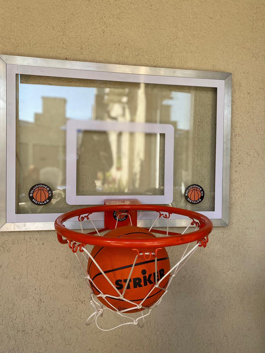 Así de felices 😃 Más de lo que dejó el 𝗙𝗜𝗡𝗗𝗘 🧒 Tablero ideal para los más peques👌 

Gracias por elegirnos, gracias por confiar!. 🏀👋 Vamos por más 💪 

🚛 Envíos a todo el país 🇦🇷 
💳 Facilidades de pago 
✉️ Consultas por MP 👌

#SeMSports #SolucionesEnMetales