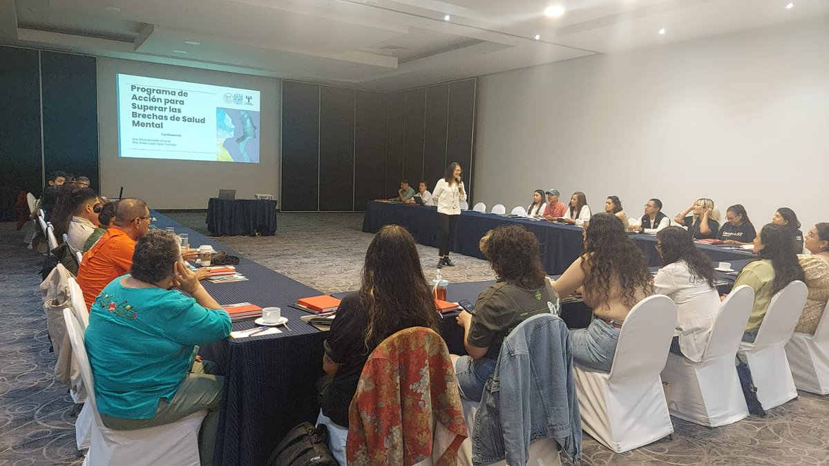 📚👥 Promotores y profesionales de salud participan en Tijuana en un taller que busca unificar criterios y perfeccionar procesos para atender la salud mental en el primer nivel de atención.
Un esfuerzo clave de la Sección Mexicana de la CSFMEU y de <a href="/unam_psicologia/">Facultad de Psicología de la UNAM</a>
