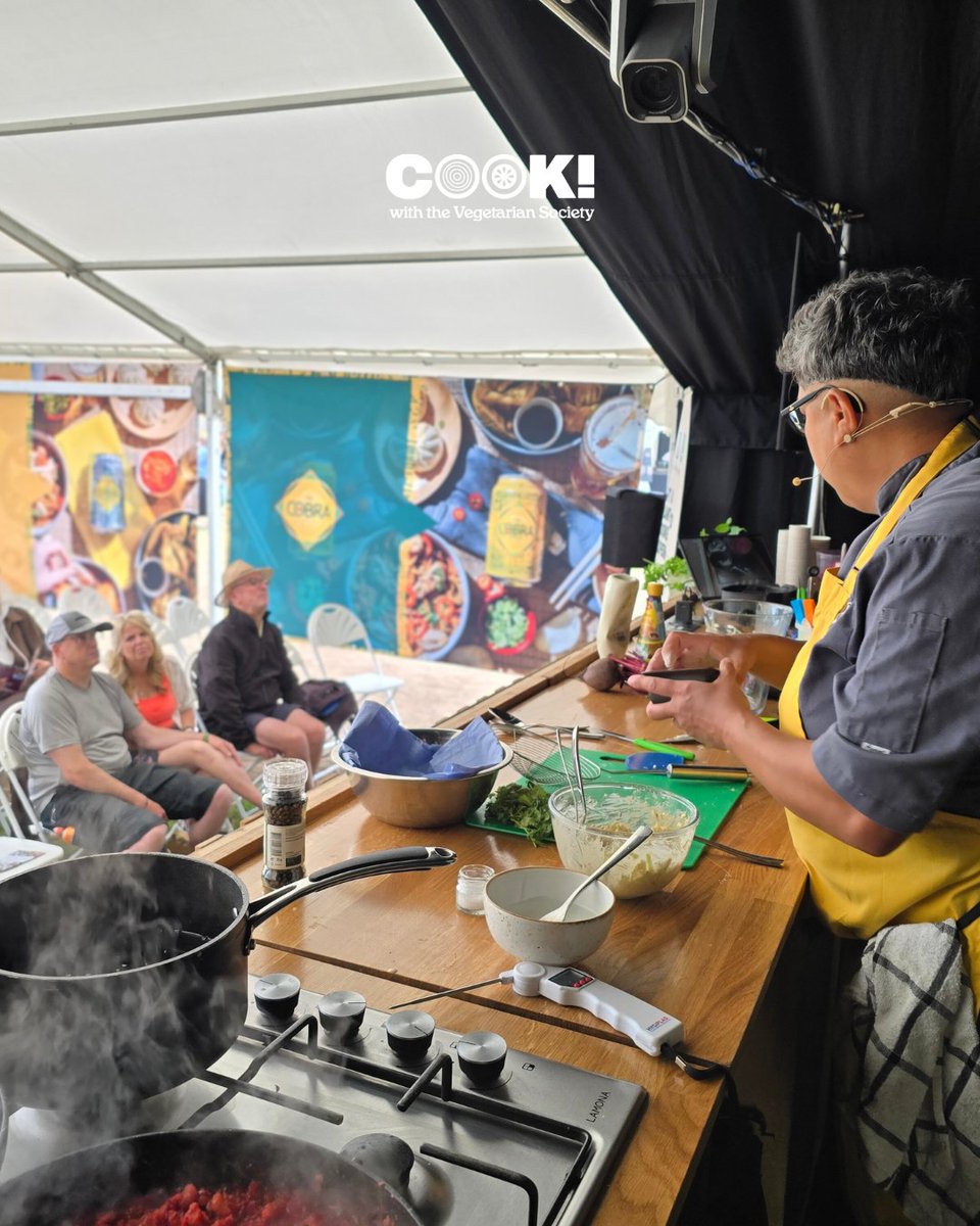 COOK! with the Vegetarian Society (@cookwithvegsoc) on Twitter photo What a weekend for <a href="/COOKwithvegsoc/">COOK! with the Vegetarian Society</a> at the <a href="/GBfoodfestival/">GreatBritishFoodFest</a>! ๐ฑ Sam & Maz wowed with live demos + mouthwatering vegan & veggie dishes. Huge thanks to Be Truffle, their sauces took our corn ribs + hot dogs to the next level ๐ญ Plant-based cooking made fun and tasty! ๐ What a weekend for <a href="/COOKwithvegsoc/">COOK! with the Vegetarian Society</a> at the <a href="/GBfoodfestival/">GreatBritishFoodFest</a>! ๐ฑ Sam & Maz wowed with live demos + mouthwatering vegan & veggie dishes. Huge thanks to Be Truffle, their sauces took our corn ribs + hot dogs to the next level ๐ญ Plant-based cooking made fun and tasty! ๐