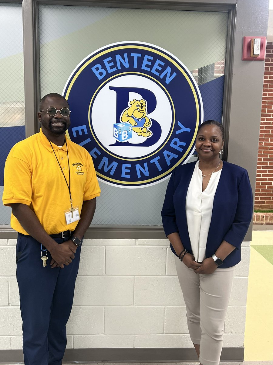 APSBenteen's tweet image. Thank you @IBinAPS for visiting @APSBenteen today! We look forward to working with you to make our #pyp #brilliant ! @lexology00 @gklatimore