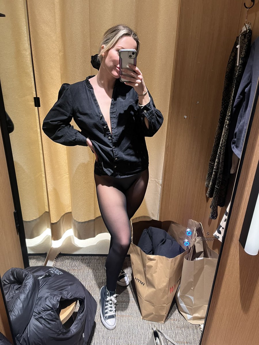 Are 90s moms in tights still cute?