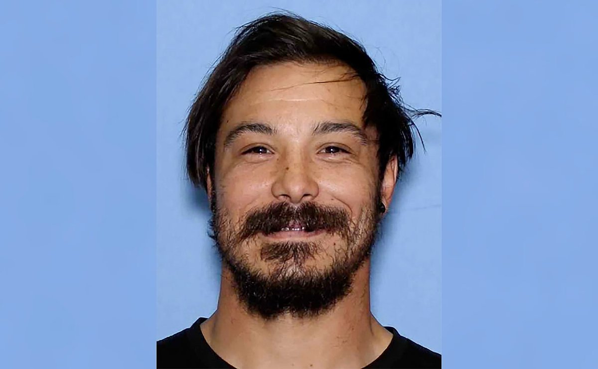 Updated details of the crime scene and DNA results. Trigger warning!!! 

The cause of death for Paitlyn, Evelyn, and Olivia Decker was suffocation and the manner of death is homicide. Travis Decker’s DNA was found on the bags that were covering each of the girls heads. Also the