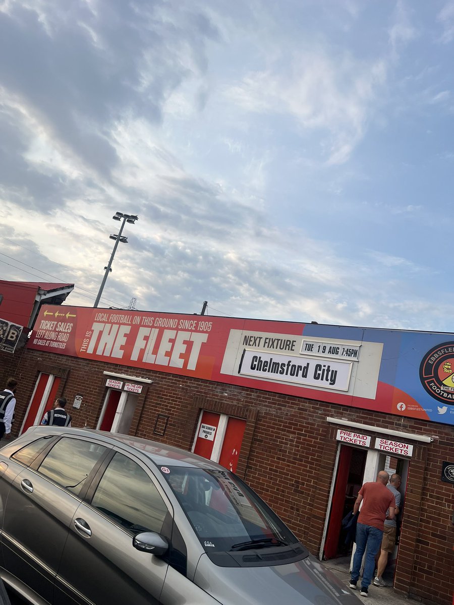 Rob Pritchard (@robpritchard78) on Twitter photo Up the City! ⚽️
<a href="/OfficialClarets/">Chelmsford City FC</a> Up the City! ⚽️
<a href="/OfficialClarets/">Chelmsford City FC</a>