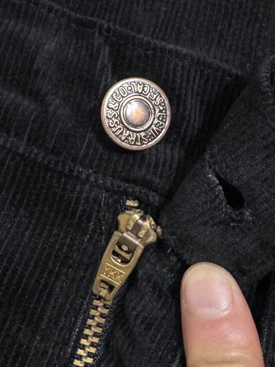 【LEVISリーバイス】黒 コーデュロイ トラッカージャケット 80-90年代 90S トラッカージャケット – リーバイス®公式オンラインストア