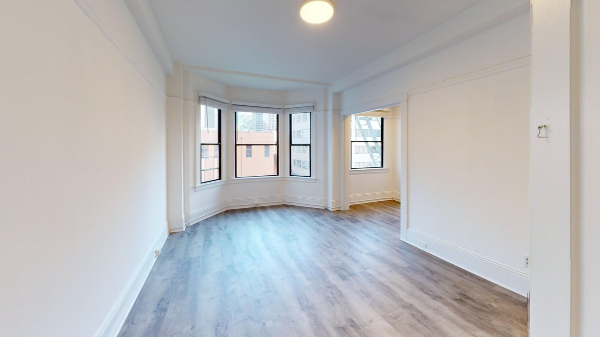 brickntimber's tweet photo. 📍 530 Stockton St. • Unit 208
✔️ STUDIO/ 1BA | 414 sq. ft.

💬 Send us a DM.
📞 Call Us (415) 422-9572

#DowntownSF #SFRealEstate #LuxuryLivingSF
#DowntownApartments #BayAreaLiving #SFRentals
#PetFriendlySF #ModernLivingSF #CityViewsSF
#ElegantSF #SFCityViews #MoveInSpecialSF https://t.co/5FCnM1R9w2