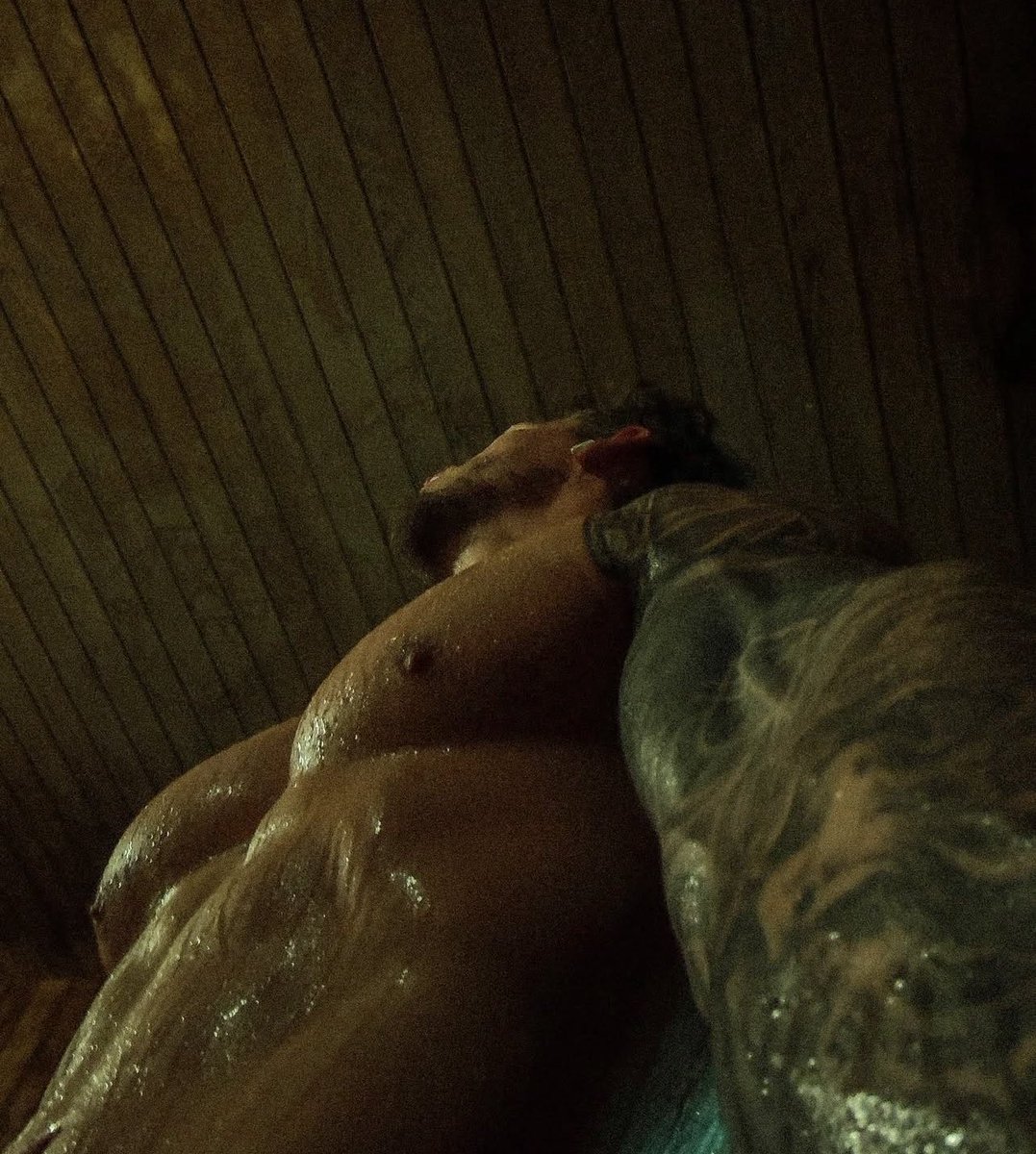 ⠀
⠀⠀⠀ 𝑨𝑪𝑬 "𝑩𝑳𝑨𝑫𝑬" 𝑴𝑨𝑺𝑺𝑰𝑴𝑶
⠀⠀⠀⠀ 
Bisexual mafioso. Too lean. Very addictive to sex. Non-dating. Friends with benefits only. Mdni. Non/lewd themes. Literate. ⠀⠀⠀⠀⠀

⠀