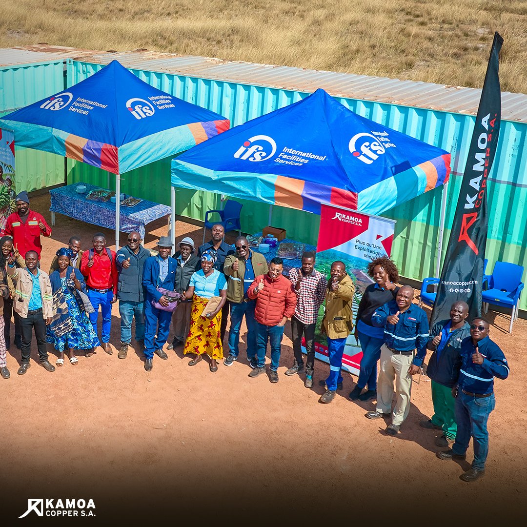 kamoa_copper_sa's tweet image. Améliorer l’agriculture dans les communautés

Chez Kamoa Copper, nous savons que l’impact véritable commence par l’écoute. À travers des échanges réguliers avec les agriculteurs locaux, nous avons entendu leurs préoccupations : chaînes d’approvisionnement peu fiables, qualité…