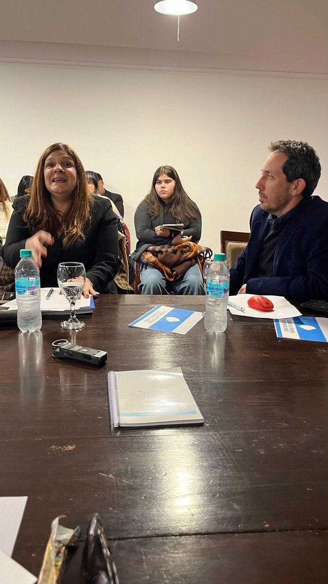 El pasado 18 de agosto se realizó la Jornada sobre la primera implementación de la Boleta Única de Papel (BUP) en elecciones nacionales en Argentina, organizada por el ODE.
Contó con las exposiciones de los profesores Gerardo Scherlis, Alejandra Pericola y Elena Gómez.