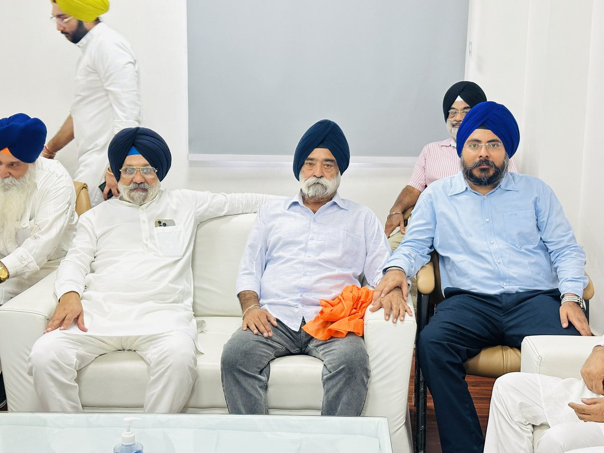 INDERPR39030895's tweet photo. Many Congratulations to Bibi Ranjeet Kaur Ji and Amarjit Singh Pappu Ji for becoming chairman &amp; Co Chairman of GTBIT college Rajouri Garden. https://t.co/xSvsR3gapA
