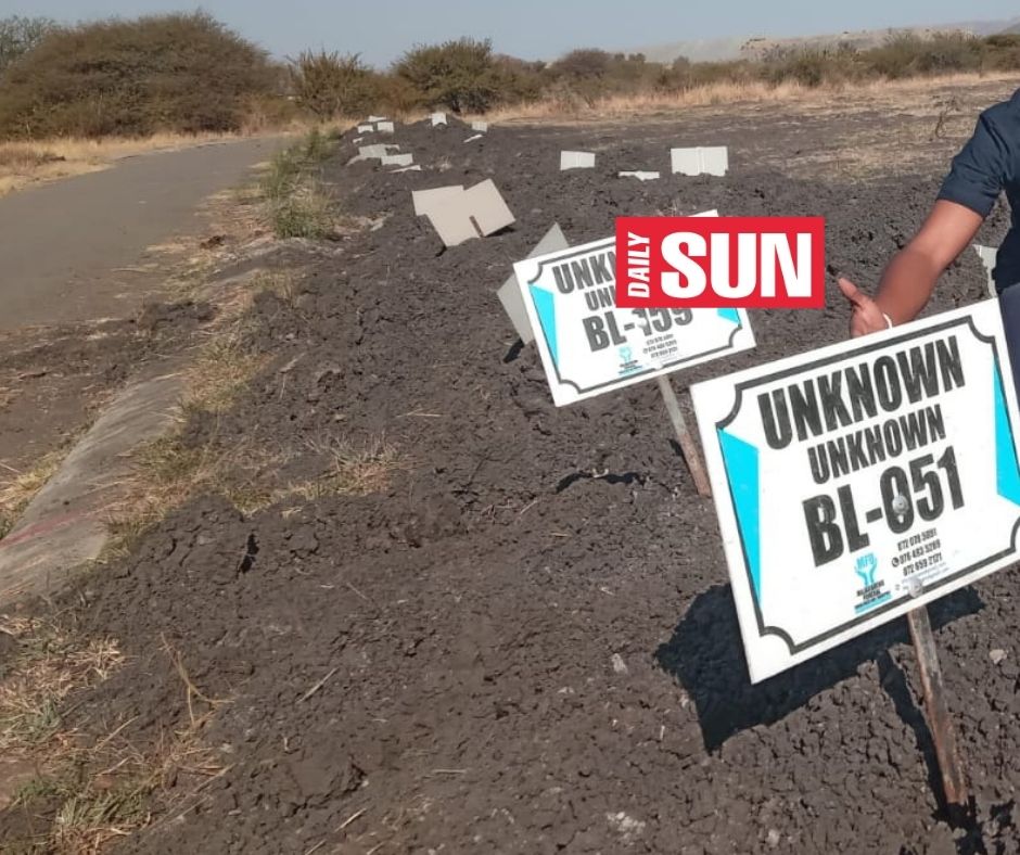 dailysunsa's tweet photo. PICS: 80 mysterious graves in Marikana! 
 
Marikana residents in the North West woke up to a shock of their lives. This after they found 80 graves at Marikana West cemetery in Rustenburg. The community says they fear that the graves of the unknown people who are buried as paupers will be washed away during the rainy season. They also say there’s a bad smell coming from the graves, which were not dug deep enough.  What would you do if you woke up to a mysterious mass grave in your area? Pics by Happy Mnguni
 
Story landing soon. 
 
#massgraves #residents #marikanawestcemetery #marikana #northwest #paupers #mchunu #sundowns