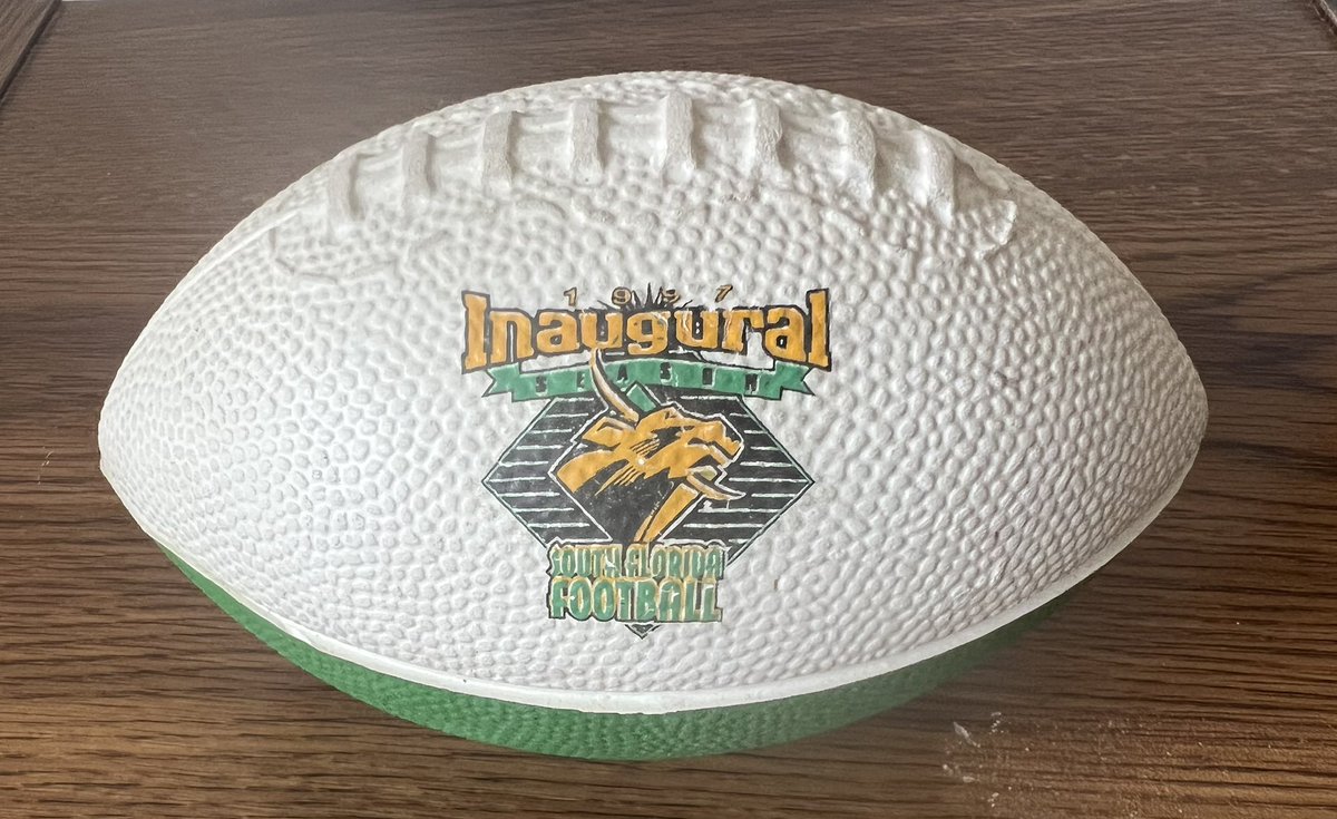 Jim Louk tweet media