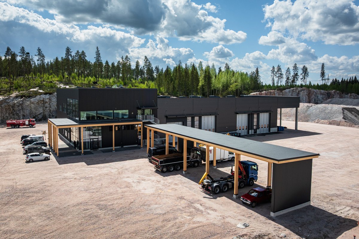 perustava's tweet photo. Perustava toteutti Erkkiheikkilä Oy:n uudet toimitilat Orimattilaan

Tutustu hankkeeseen

https://t.co/LfvpHkdWCO https://t.co/gQMiwKuzAN