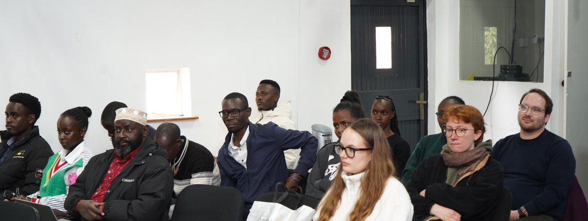 The_BIEA's tweet image. #BIEAaEvents
✨ An engaging discussion for research assistants after the screening of "Mtu ni Watu" by Hauke-Peter Vehrs &amp;amp; Richard Kiaka
📲More: biea.ac.uk/events/mtu-ni-…
#FilmScreening #Fieldwork #ResearchAssistants #Kenya @CRC228 @UniBonn @UniCologne