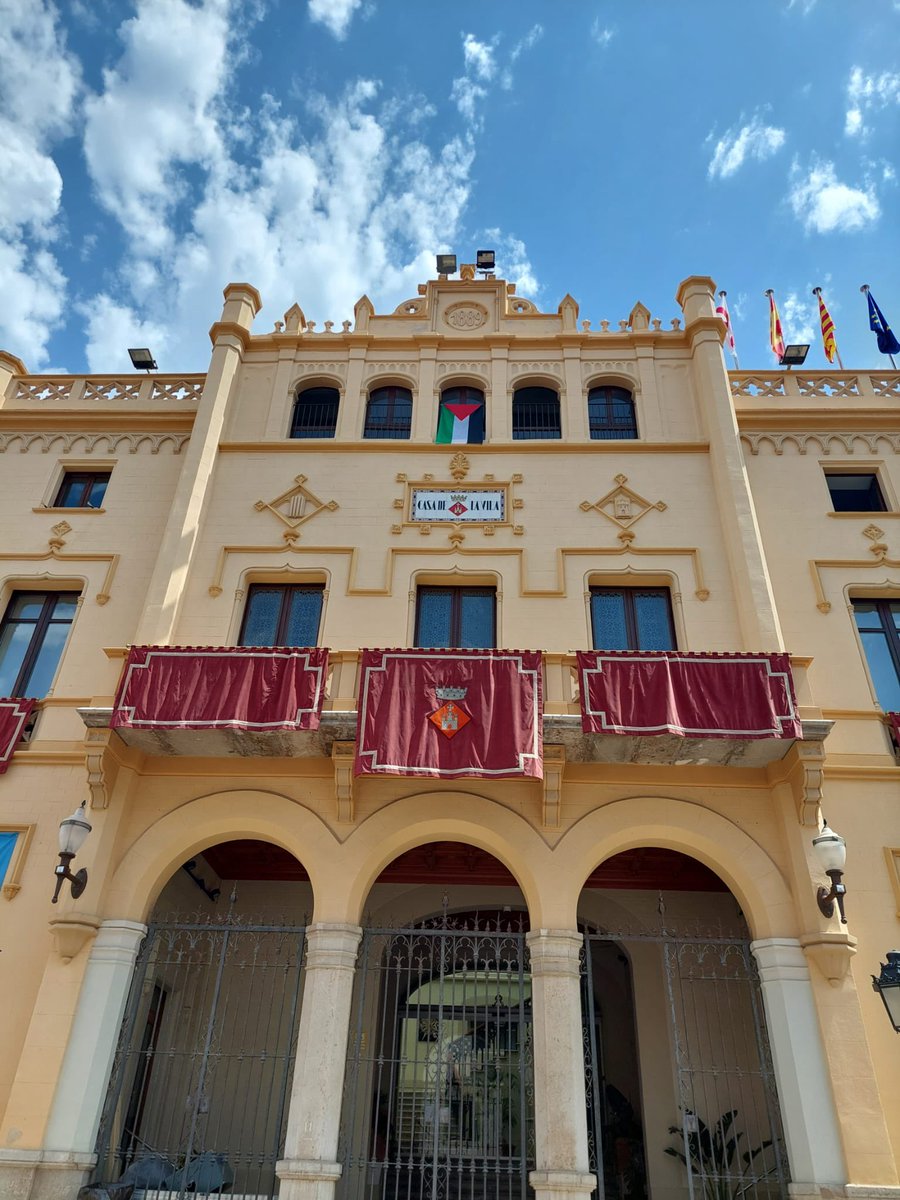 Aurora Carbonell i Abella tweet media