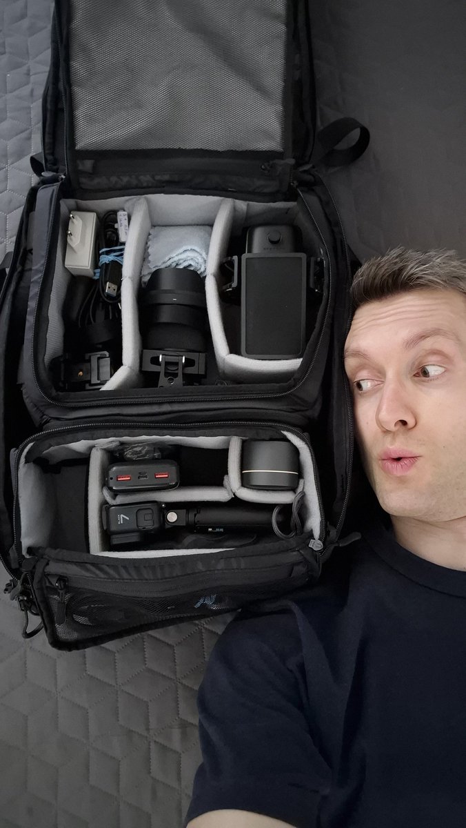 Ich wäre dann da und bereit, liebe <a href="/gamescom/">gamescom</a>

Morgen geht's los 🥳

#Simracing #Gamescom