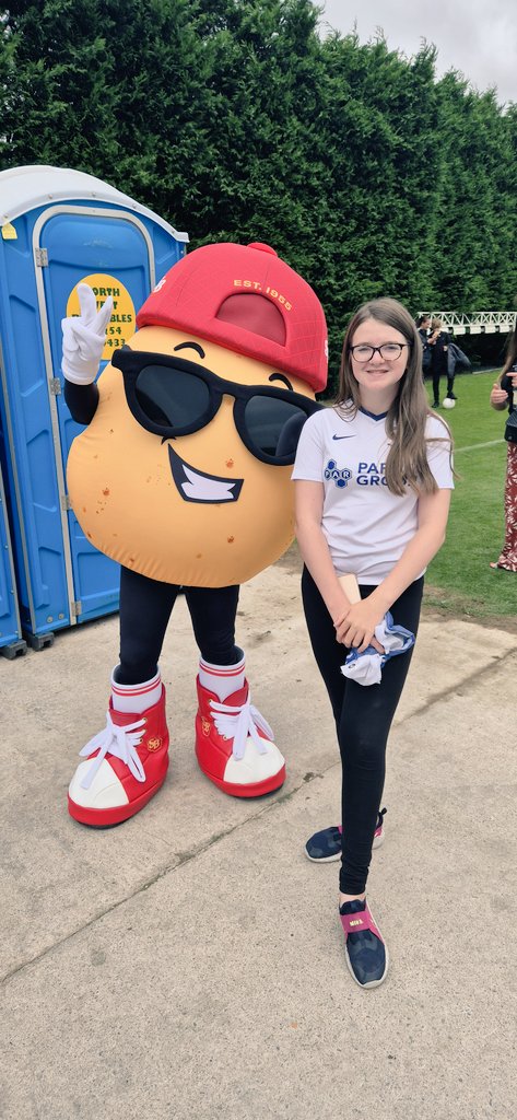 The <a href="/thespudbrothers/">spudbros</a> met Lois today 🤩