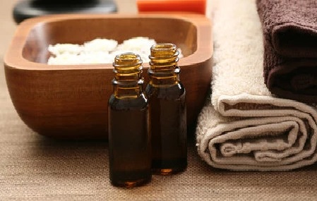 VitaLiving1's tweet image. Benefits Of Essential Oils

Essential oils are known to arouse ones senses and invigorate the body. Aside the emotionally boosting properties, their cosmetic uses have a greater appeal. #essentialoil #cosmetics #VitaLiving1
ow.ly/hsj950WlzuX