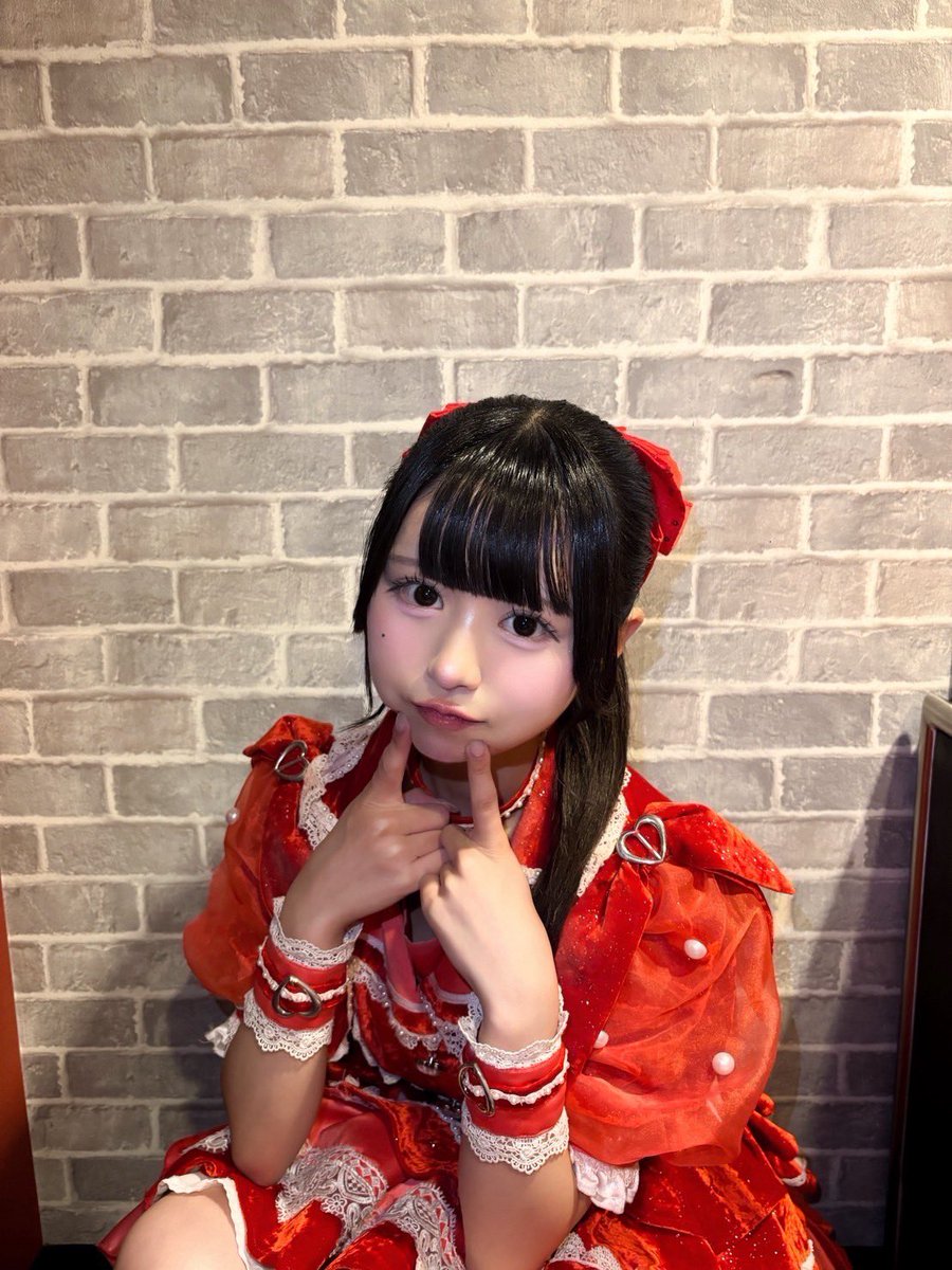 目と目が合うだけで世界が跳ねるんだ