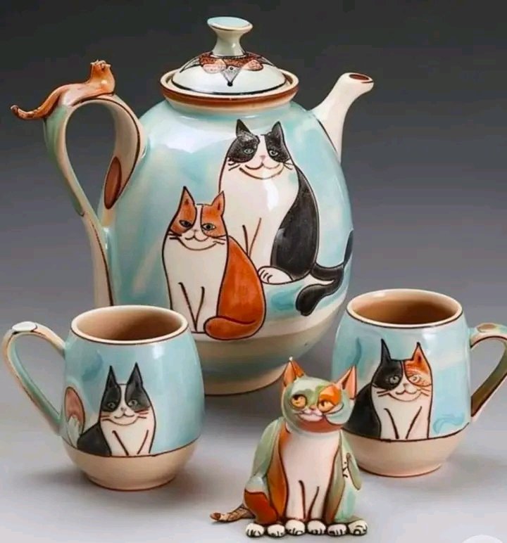 Juego de café con gatitos pintados a mano♥️