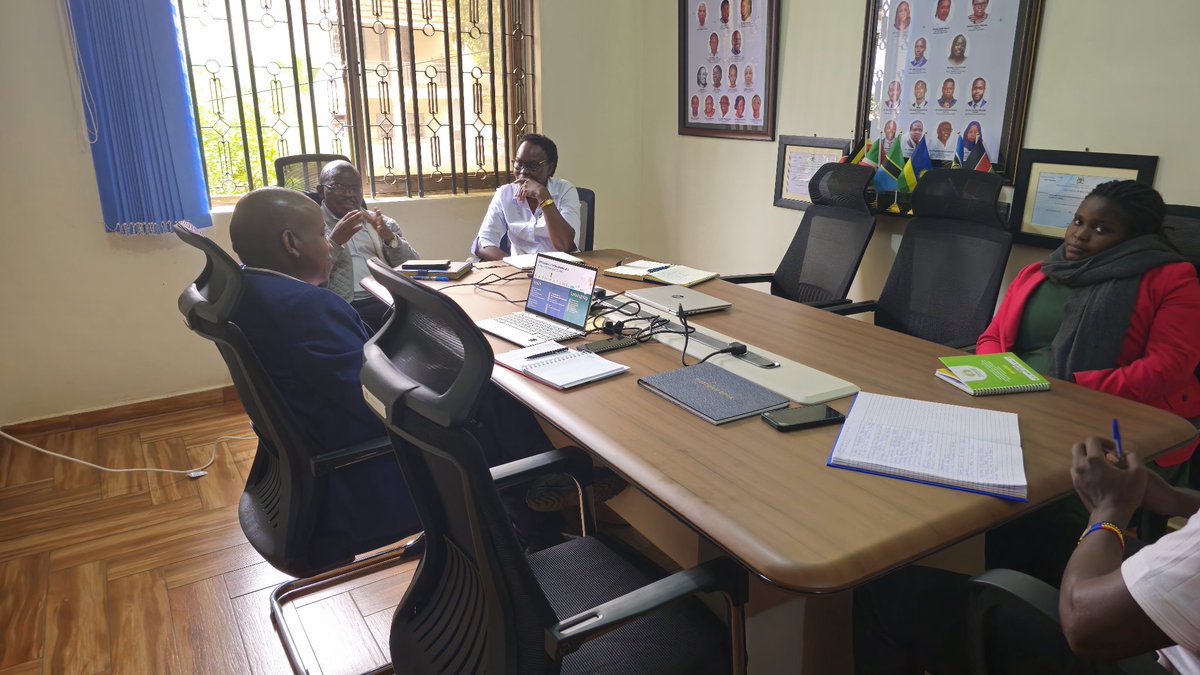 NCD Alliance East Africa (@eancdalliance) on Twitter photo 😁 It was great to host <a href="/Amref_Uganda/">Amref Health Africa in Uganda</a> ’s Country Manager <a href="/pkagurusi/">Patrick Kagurusi</a> alongside our partner <a href="/KwizeraChris8/">Kwizera Chris</a> from <a href="/UncdaUg/">Uganda NCD Alliance</a>
We are grateful for AMREF’s long-standing work especially towards eradicating NCDs globally. 😁 It was great to host <a href="/Amref_Uganda/">Amref Health Africa in Uganda</a> ’s Country Manager <a href="/pkagurusi/">Patrick Kagurusi</a> alongside our partner <a href="/KwizeraChris8/">Kwizera Chris</a> from <a href="/UncdaUg/">Uganda NCD Alliance</a>
We are grateful for AMREF’s long-standing work especially towards eradicating NCDs globally.
