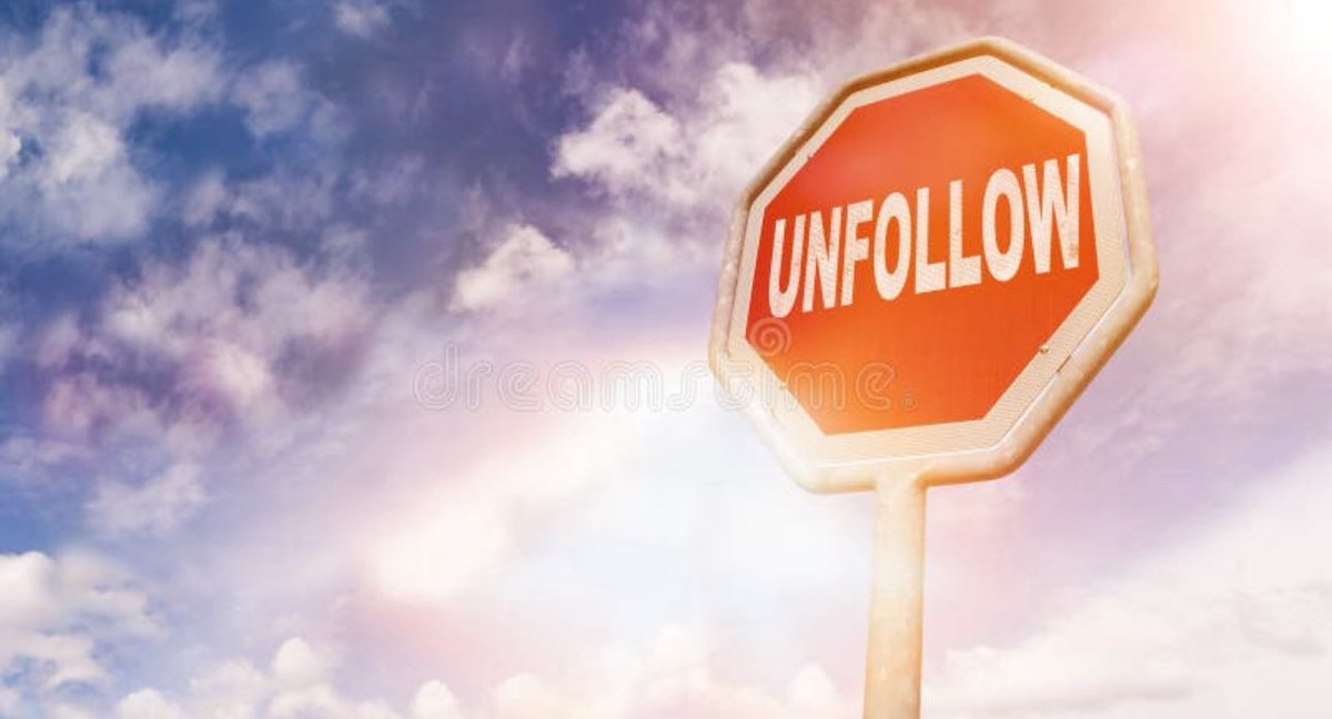 ساهموا في #حملة_إلغاء_متابعة_المشاهير
أملا في تقليص مساحة التفاهة في هذا العالم!