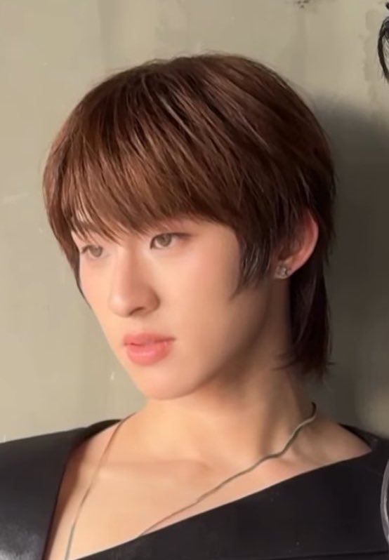 พี่โทเขาเห็นอะไรในตัวยัยก้องวะ คือรู้ได้ไงว่าคนที่หล่อ ดูเฮียในวันนั้น พอจับทำทรงผม แต่งหน้าจะสวยขนาดนี้ ฮีมีตาเบิกเนตรปะ ละบ้าโพเคะให้น้องมากด้วย คนที่โพน้องก้องนางฟ้าคนแรกของประเทศไทยคือฮีเอง ยอมมมม

THOMASKONG RISING ICONS
#LIFESTYLEASIAICONSxDMD
#thomaskong #โทมัสก้อง