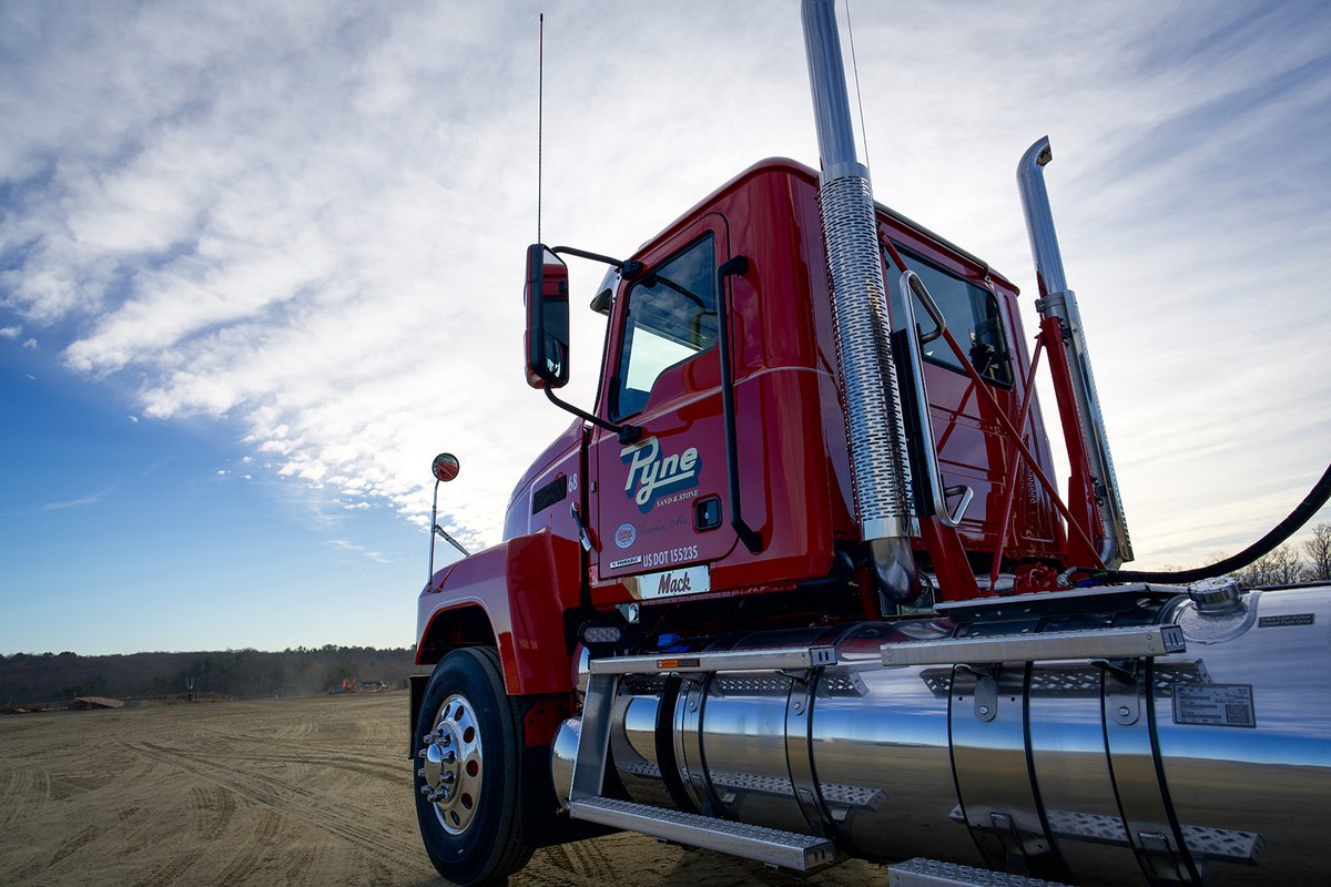 Ballard Truck Centers (@ballardtrucks) on Twitter photo Power pulling Pinnacle. 💪
Ft. Pyne Sand & Stone
<a href="/MackTrucks/">Mack Trucks</a> #MackTrucks #Trucking #DumpTrucks #HeavyDutyTrucks #Massachusetts Power pulling Pinnacle. 💪
Ft. Pyne Sand & Stone
<a href="/MackTrucks/">Mack Trucks</a> #MackTrucks #Trucking #DumpTrucks #HeavyDutyTrucks #Massachusetts