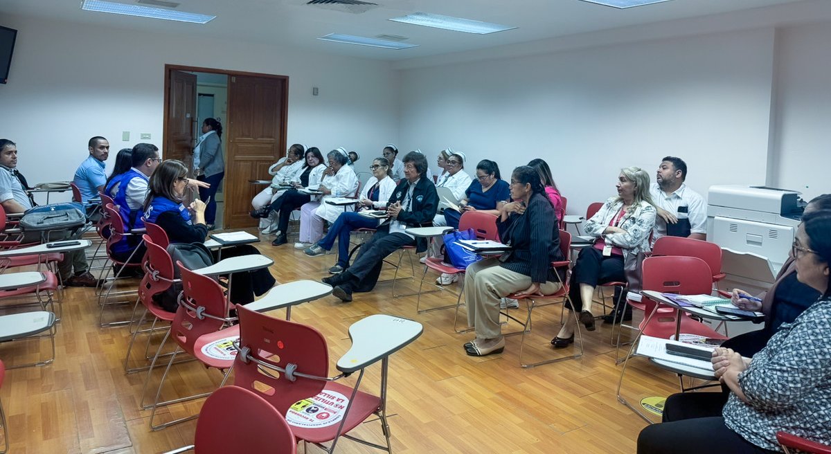 👩‍⚕️👨‍⚕️ Evaluamos la vigilancia de ESAVI en el <a href="/HSantoTomasPma/">Hospital Santo Tomás</a>, identificando fortalezas y oportunidades para mejorar la seguridad de las vacunas. 💉<a href="/MINSAPma/">Ministerio de Salud de Panamá</a> 

#ESAVI #SaludSegura #DNFDpanama #OPS