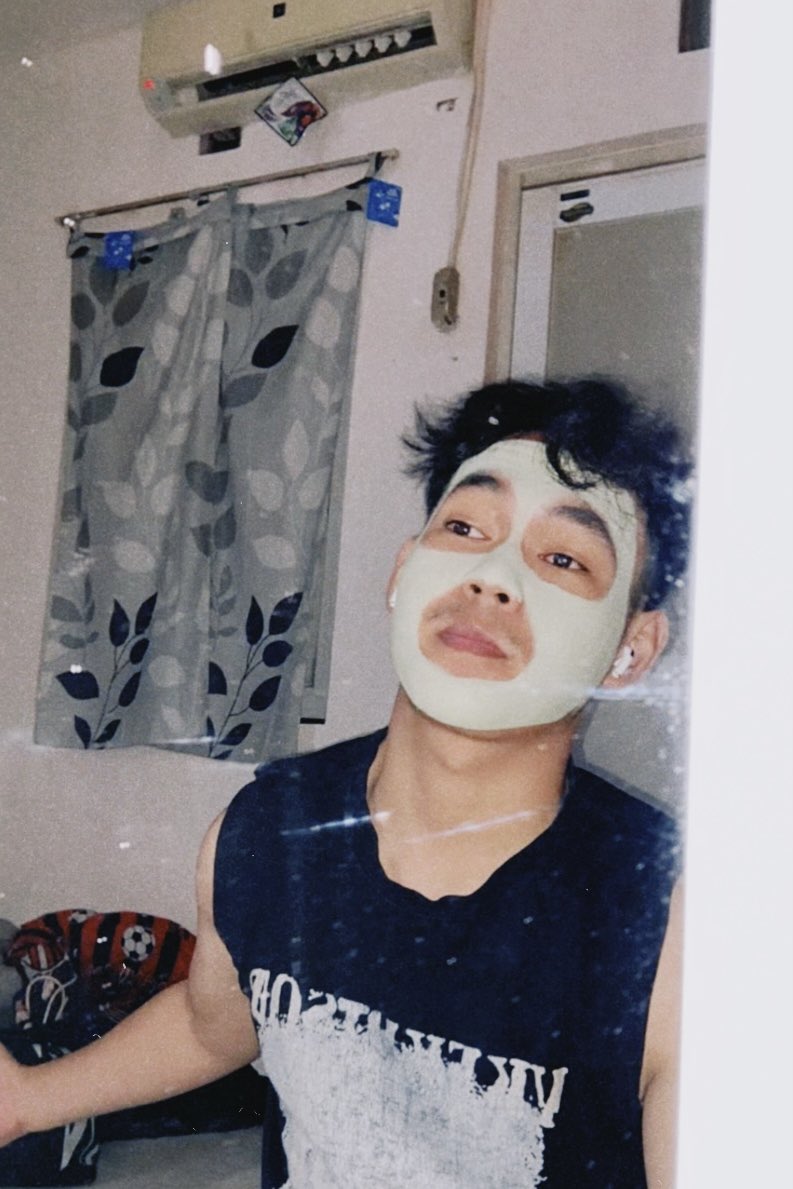 urseamss's tweet photo. hi? https://t.co/oAWgRJv68V