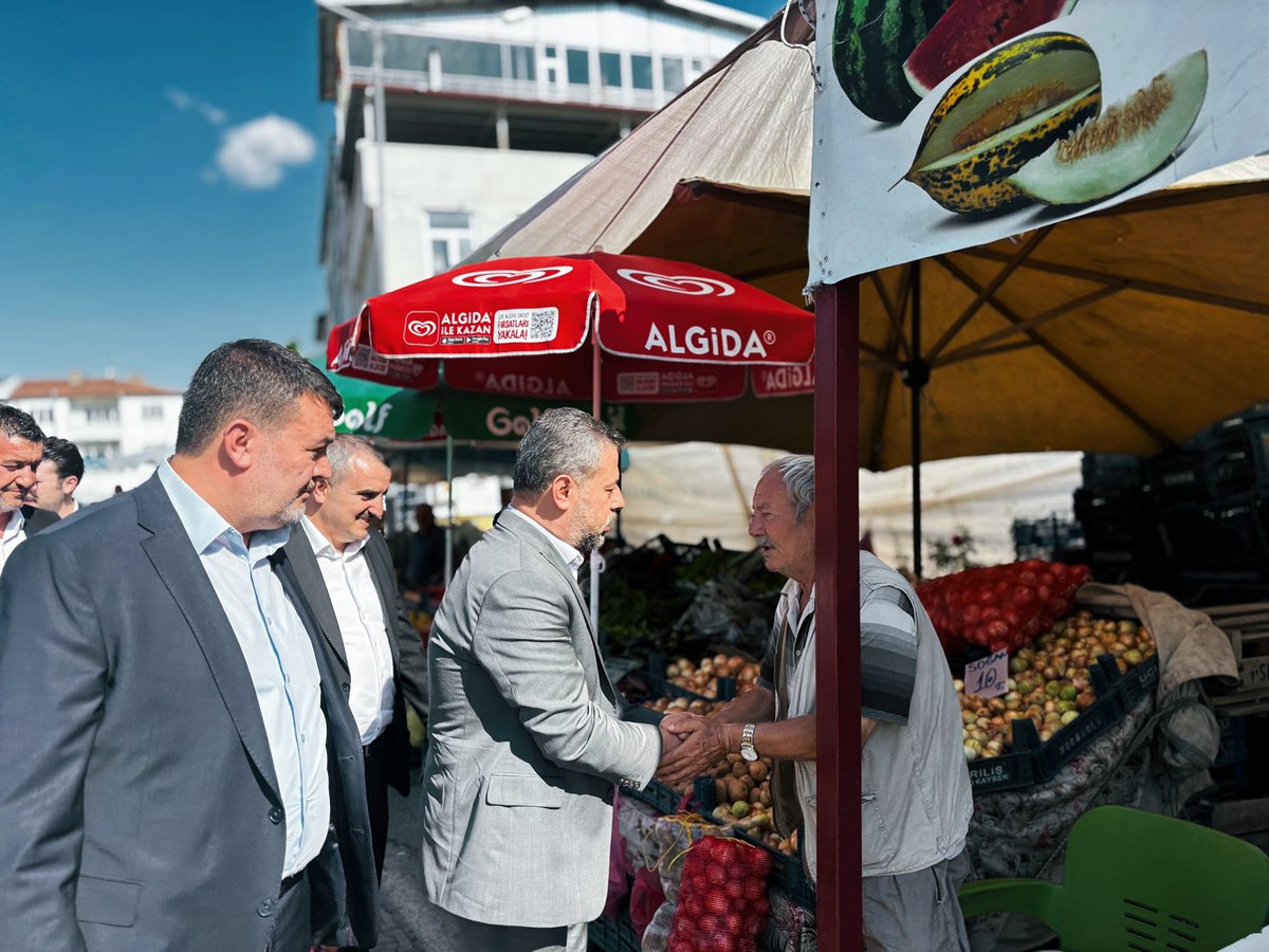 📍Yozgat / Boğazlıyan Esnaf Ziyaretleri

Türkiye Yüzyılı Buluşmaları programımız kapsamında, Boğazlıyan ilçemizde kıymetli esnaflarımızı ziyaret ettik.

Misafirperverlikleri ve samimi sohbetleri için tüm esnafımıza teşekkür ediyor, bereketli kazançlar diliyorum.