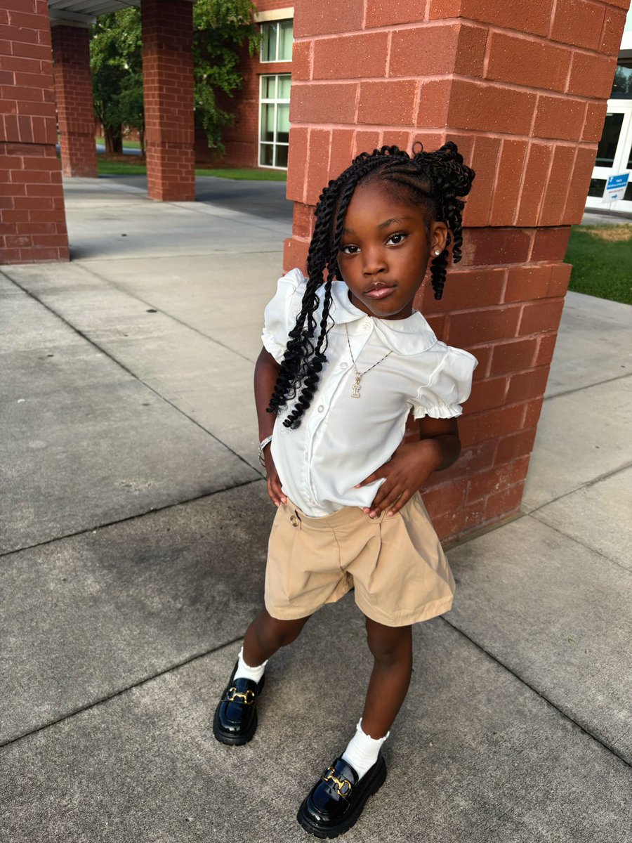 She out mug me ns !!!!! 😍😍😍