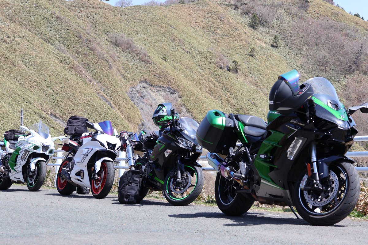 Nissy_yzfR826's tweet photo. #8月19日はバイクの日
#バイクの日 
バイクに乗っててよかった！ https://t.co/kCq2wdSbZT
