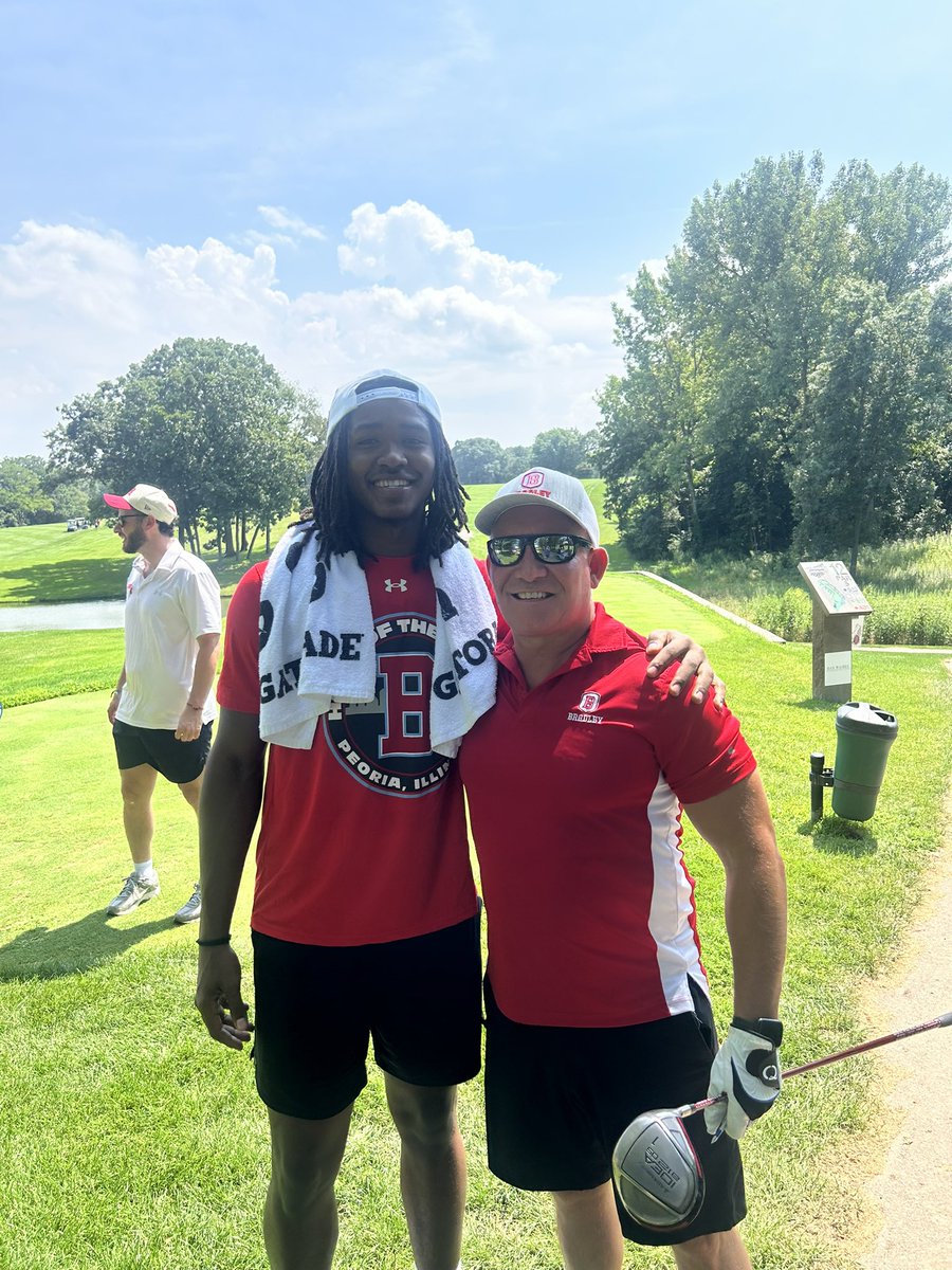 jjohnson7373's tweet photo. Great day yesterday at HOB golf outing! https://t.co/sHX0j9AIW3