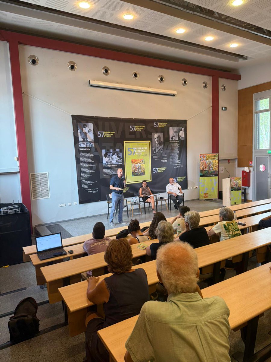 Fundació Irla (@fundacioirla) on Twitter photo 🔴 Comença la Lliçó Magistral Víctor Torres en el marc de les jornades de la Fundació Irla a <a href="/UCE_CAT/">Universitat Catalana d'Estiu</a>: Paco Candel i l'evolució de la catalanitat
🗨️ Amb <a href="/GenisSinca/">Genís Sinca</a> <a href="/Mariona_Llado/">Mariona Lladonosa</a> <a href="/Josep_Huguet/">Josep Huguet🌊</a> i Jordi Casassas" 🔴 Comença la Lliçó Magistral Víctor Torres en el marc de les jornades de la Fundació Irla a <a href="/UCE_CAT/">Universitat Catalana d'Estiu</a>: Paco Candel i l'evolució de la catalanitat
🗨️ Amb <a href="/GenisSinca/">Genís Sinca</a> <a href="/Mariona_Llado/">Mariona Lladonosa</a> <a href="/Josep_Huguet/">Josep Huguet🌊</a> i Jordi Casassas"