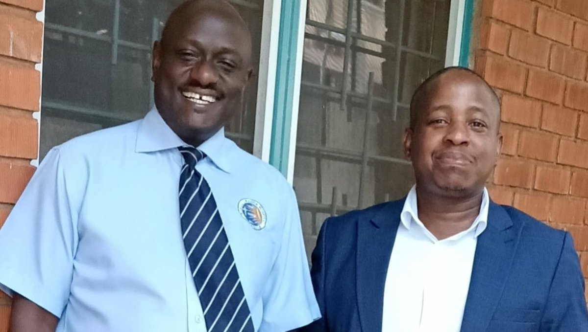 pkagurusi's tweet image. Today, I thank all stakeholders I engaged concerning the Partnership for the Education of Health Professionals (#PEP) on #CMDs supported by @novonordisk . On behalf of @MinofHealthUG @Amref_Worldwide , thank you @UPMB_Uganda , @UEC_UCMB @UncdaUg @eancdalliance . We look forward.