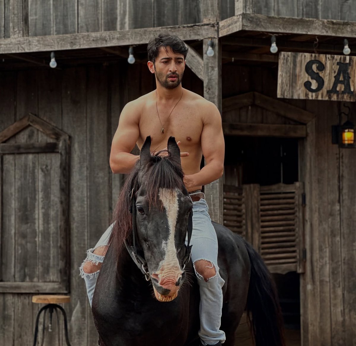 Ig post updated by #ShaheerSheikh 🤎