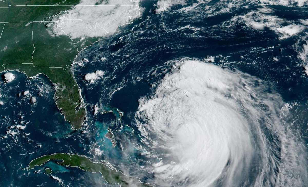 🌀 Models keep the center of Hurricane Erin off our coast
⛈️ Wednesday could see 10-15 mph winds and 25 mph gusts
⚠️ NC's entire coast could see dangerous high surf, rip currents and coastal flooding
Check DriveNC.gov for the latest road conditions. #NCWX